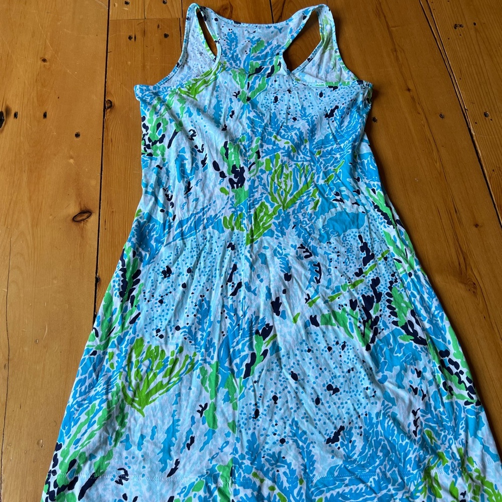 Gently used Lilly tank dress. No signs of wear.